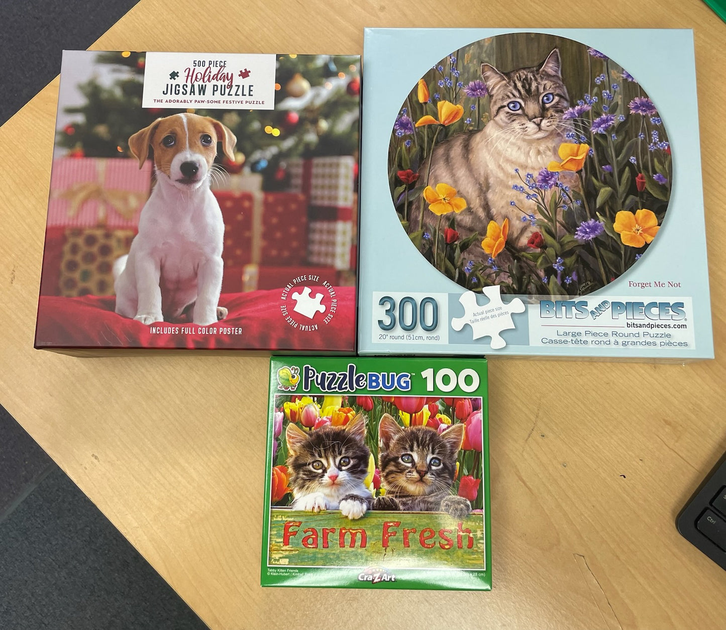 3 (Three) Jigsaw Puzzles - Various pieces - Various Sizes - See Description (21-45)