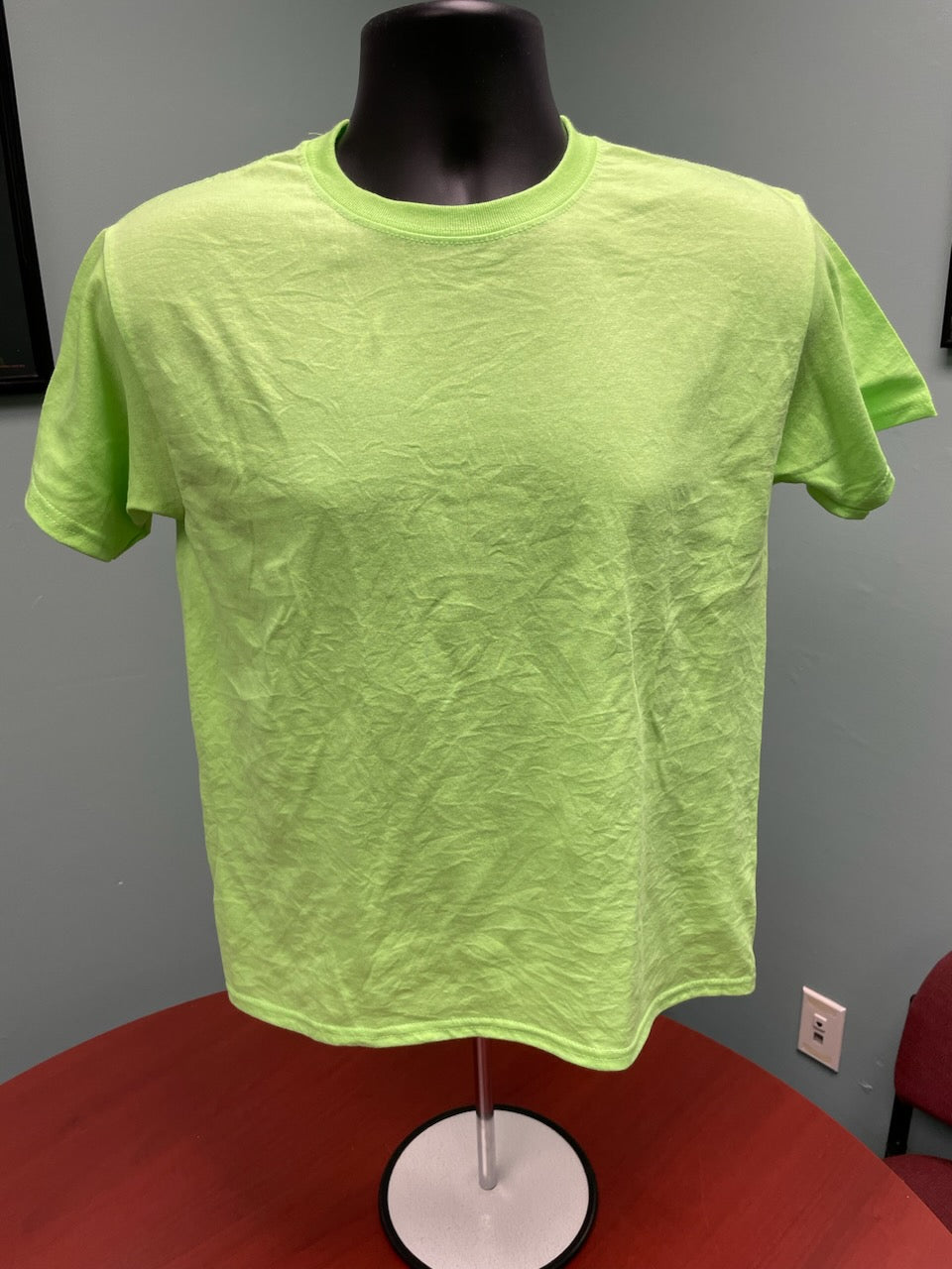 Gildan Heavy Cotton Neon Green Youth Unisex L Short Sleeve T-shirt Qty: 10